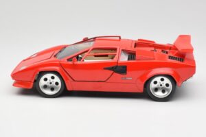 Lamborghini Countach Rot Bburago 1:18 3047-M1 Metall – Bild 4 von 8