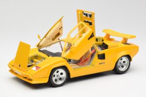 Lamborghini Countach Gelb Bburago 1:18 3037 Metall – Bild 2 von 8