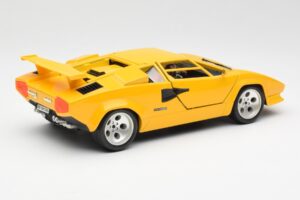 Lamborghini Countach Gelb Bburago 1:18 3037 Metall – Bild 3 von 8