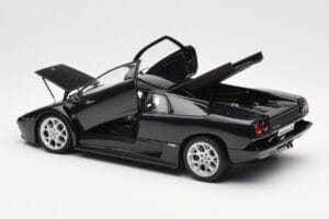 Lamborghini Diablo 6.0 Schwarz AUTOart 1:18 74528 Metall – Bild 5 von 8