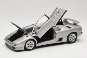 Lamborghini Diablo Silber AUTOart 1:18 70071 Metall – Bild 2 von 8