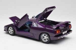 Lamborghini Diablo Jota Lila Maisto 1:18 50276 Metall – Bild 5 von 8