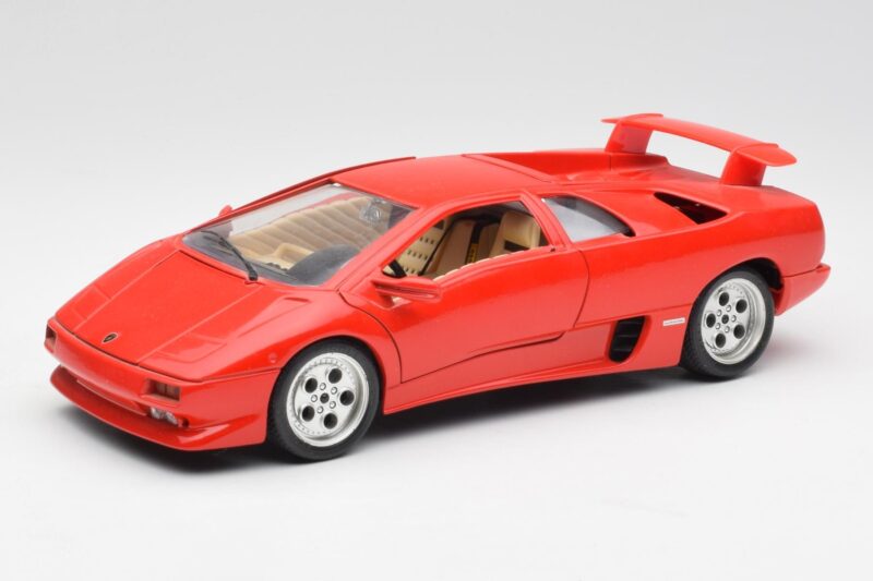 Lamborghini Diablo Rot Bburago 1:18 3028-M1 Metall