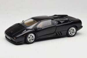 Lamborghini Diablo Roadster Schwarz AUTOart 1:18 70093-R1 Metall