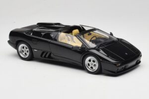 Lamborghini Diablo Roadster Schwarz AUTOart 1:18 70093-R1 Metall – Bild 7 von 10
