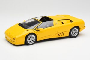 Lamborghini Diablo Roadster Gelb AUTOart 1:18 70092 Metall