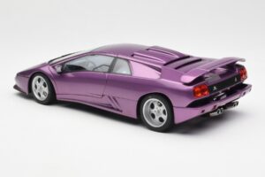 Lamborghini Diablo SE30 Jota Metallic Lila AUTOart 1:18 79142 Komposit – Bild 7 von 8