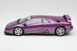 Lamborghini Diablo SE30 Anniversary Edition Metallic Lila AUTOart 1:18 79158 Metall – Bild 4 von 8