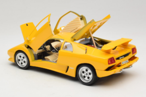 Lamborghini Diablo Gelb Bburago 1:18 3041-M2 Metall – Bild 5 von 8