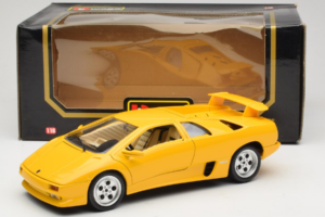 Lamborghini Diablo Gelb Bburago 1:18 3041-M2 Metall – Bild 8 von 8