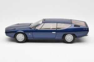 Lamborghini Espada Blau Metallic AUTOart 1:18 74502 Metall – Bild 4 von 8