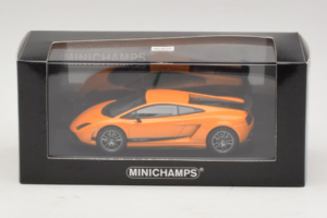 Lamborghini Gallardo LP570-4 Superleggera Orange Metallic Minichamps 1:43 400103841 Metall – Bild 5 von 5