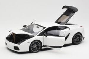 Lamborghini Gallardo Superleggera Monocerus Metallic Weiss AUTOart 1:18 74585 Metall – Bild 2 von 8