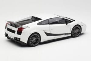 Lamborghini Gallardo Superleggera Monocerus Metallic Weiss AUTOart 1:18 74585 Metall – Bild 3 von 8