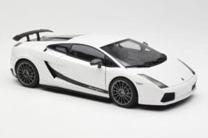 Lamborghini Gallardo Superleggera Monocerus Metallic Weiss AUTOart 1:18 74585 Metall – Bild 6 von 8