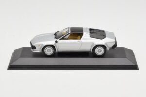 Lamborghini Jalpa Silber Minichamps 1:43 400103601 Metall
