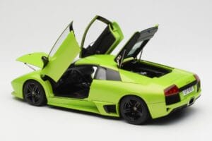 Lamborghini Murcielago LP640 Ithaca Grün Metallic AUTOart 1:18 74624 Metall – Bild 5 von 8