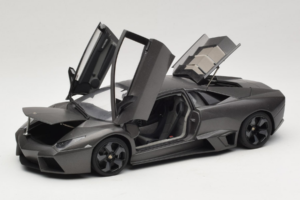 Lamborghini Reventon Matte Grey AUTOart 1:18 74591 Metall – Bild 2 von 8