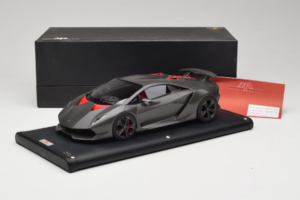 Lamborghini Sesto Elemento Matte Black MR Collection 1:18 LAMB054 Resin – Bild 6 von 6