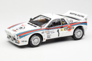 Lancia 037 Martini #1 W. Rohrl / C. Geistdorfer Winner Rally Monte Carlo 1983 Nacht-Version Kyosho 1:18 08306A Metall
