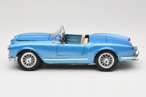 Lancia Aurelia B24 Spider Blau Bburago 1:18 3010-M1 Metall – Bild 4 von 8