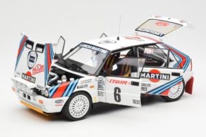 Lancia Delta HF 4WD #6 M. Biasion / T. Siviero Martini Rally Monte Carlo 1987 Kyosho 1:18 08960A Metall – Bild 2 von 8