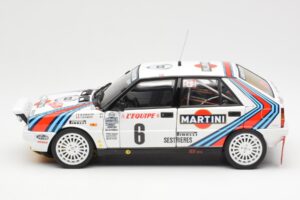Lancia Delta HF 4WD #6 M. Biasion / T. Siviero Martini Rally Monte Carlo 1987 Kyosho 1:18 08960A Metall – Bild 4 von 8