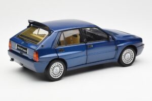 Lancia Delta HF Integrale Evo II Blau Kyosho 1:18 08341BL Metall – Bild 3 von 8