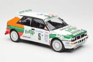 Lancia Delta HF Integrale Evo II Totip #5 A. Aghini / S. Farnocchia Rally Monte Carlo 1993 Kyosho 1:18 08348F Metall – Bild 6 von 8