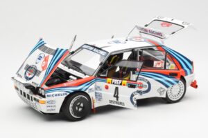 Lancia Delta HF Integrale Evo Martini #4 D. Auriol / B. Occelli Winner Rally Monte Carlo 1992 Kyosho 1:18 08348A Metall – Bild 2 von 8