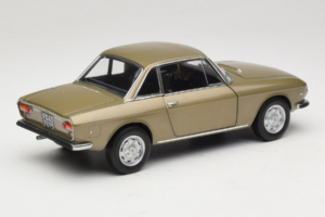 Lancia Fulvia Coupe Bronze Longchamps Norev 1:18 187985 Metall – Bild 3 von 8