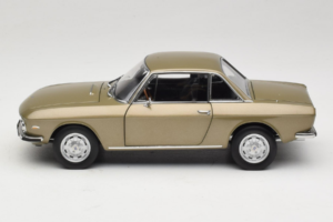 Lancia Fulvia Coupe Bronze Longchamps Norev 1:18 187985 Metall – Bild 4 von 8