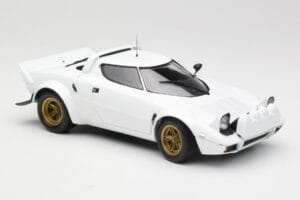 Lancia Stratos HF Stradale Weiss Minichamps 1:18 155741700 Metall – Bild 4 von 6