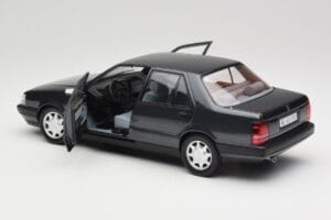 Lancia Thema Turbo 16V LX Serie II Schwarz Mitica 1:18 202010-D Metall – Bild 5 von 8