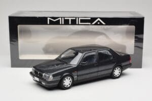 Lancia Thema Turbo 16V LX Serie II Schwarz Mitica 1:18 202010-D Metall – Bild 8 von 8