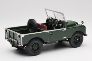 Land Rover 88 Series 1 Open Top Dunkelgrün MCG 1:18 MCG18367 Metall – Bild 3 von 6