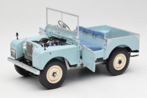Land Rover 88 Series I RAF Blue Minichamps 1:18 150168908 Metall – Bild 2 von 8