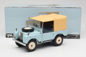 Land Rover 88 Series I RAF Blue Minichamps 1:18 150168908 Metall – Bild 8 von 8