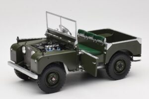 Land Rover 88 Series I Matt Green Minichamps 1:18 150168909 Metall – Bild 2 von 8