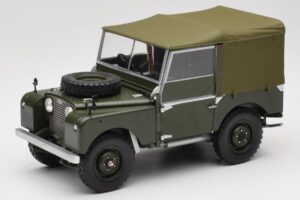 Land Rover 88 Series I Matt Green Minichamps 1:18 150168909 Metall
