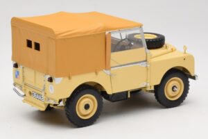 Land Rover 88 Series I RAF Beige Minichamps 1:18 150168911 Metall – Bild 3 von 8