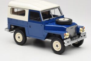 Land Rover Lightweight Series III Dunkelblau BoS Models 1:18 BOS382 Resin – Bild 4 von 6