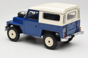 Land Rover Lightweight Series III Dunkelblau BoS Models 1:18 BOS382 Resin – Bild 5 von 6