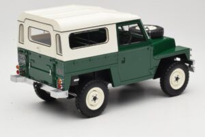 Land Rover Lightweight Series III Hard Top Dunkelgrün BoS Models 1:18 BOS355 Resin – Bild 2 von 6