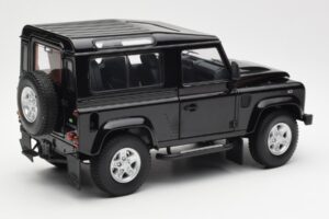 Land Rover Defender 90 Santorini Schwarz Metallic Kyosho 1:18 08901BK Metall – Bild 3 von 8