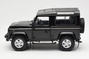 Land Rover Defender 90 Santorini Schwarz Metallic Kyosho 1:18 08901BK Metall – Bild 4 von 8