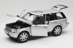Land Rover Range Rover L322 Silber Welly 1:18 12536W Metall – Bild 2 von 8