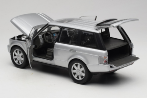 Land Rover Range Rover L322 Silber Welly 1:18 12536W Metall – Bild 5 von 8