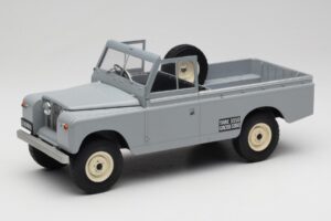 Land Rover Series II 109 Pickup Grau MCG 1:18 MCG18092 Metall