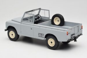 Land Rover Series II 109 Pickup Grau MCG 1:18 MCG18092 Metall – Bild 5 von 6
